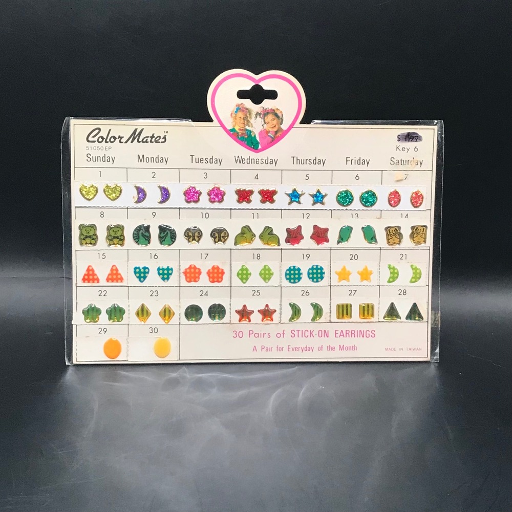 Vintage Color Mates 30 Pairs Stick-On Earrings Kids Retro 80s 90s Fashion Yellow